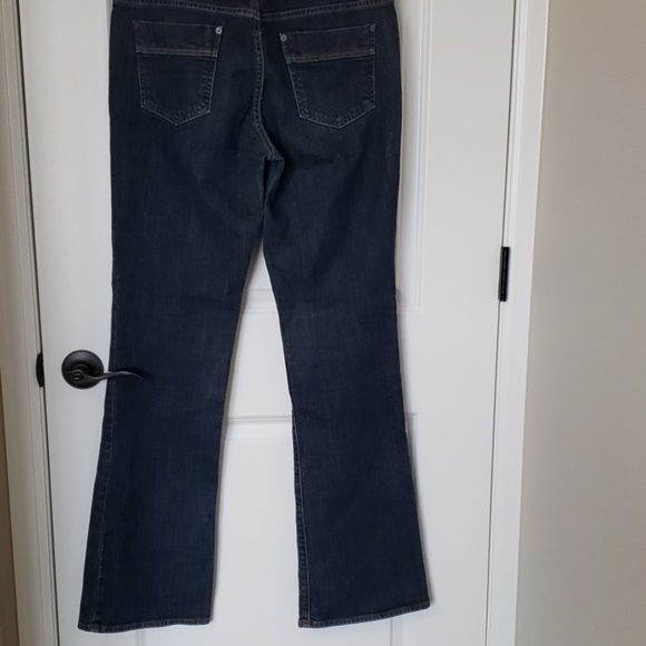 Eddie Bauer Boot cut Jean's - Picture 4 of 5